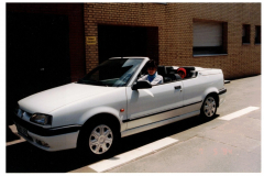 R-19-weiss-Cabrio-001