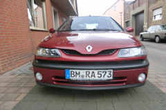 Renault-Laguna-001